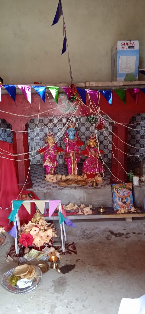 हर साल की भांति ग्राम करौति में भगवान श्री कृष्ण के बरही के उपलक्ष में हवन पूजन